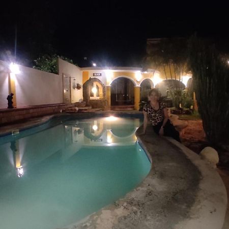 Bed and Breakfast Quinta Rosita Ticul Esterno foto